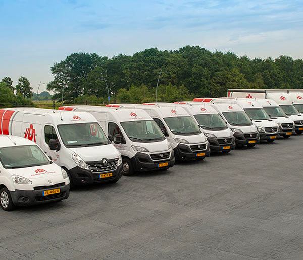 Foto van zijkant sneltransport busje VDT