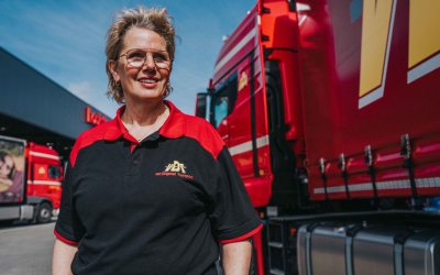 Toegewijde collega Jeanne vertelt over haar werk bij Van Dingenen Transport